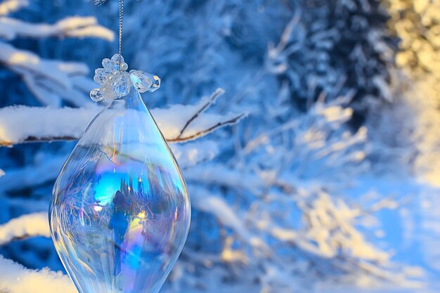 vidrio árbol de navidad juguete naturaleza fondo, tarjeta de navidad finlandia laponia decoración paisaje