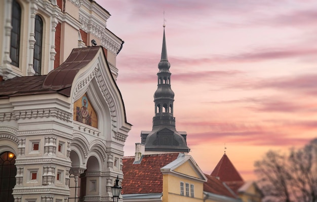 Viejas calles del centro de la ciudad de Tallin