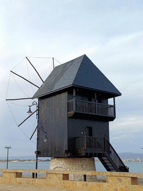 Foto viejo molino de viento