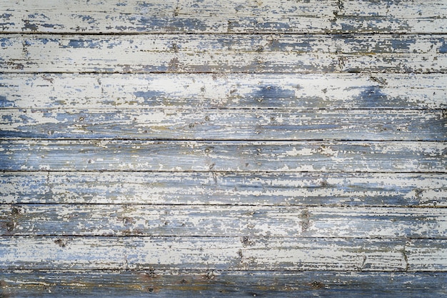 Viejo tablero de madera clara con rayas horizontales