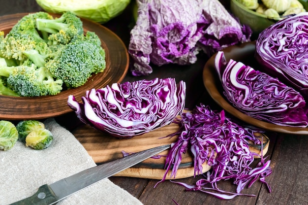 Viele Kohlsorten - Rot, Brokkoli, Rosenkohl, Weißkohl