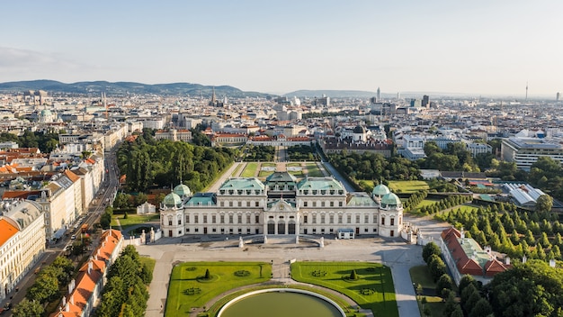 Viena, Austria, julio de 2019 - Vista aérea del Palacio Belvedere