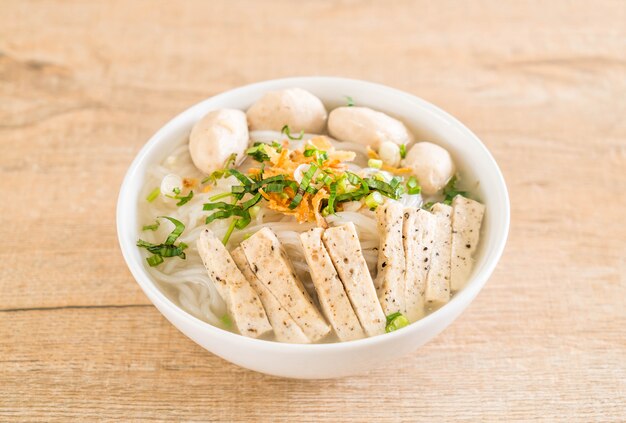 Vietnamesische Nudeln (Pho)