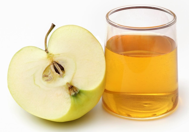 Vinagre de sidra de manzana con fruta fresca