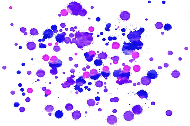 Violette Aquarellflecken