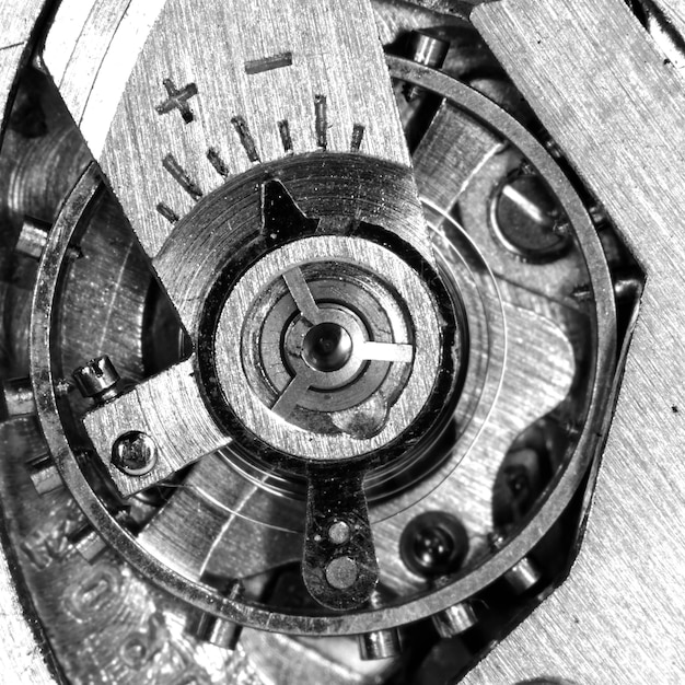 Visão aproximada do mecanismo do relógio antigo com engrenagens e rodas dentadas Para o seu design de negócios de sucesso Macro