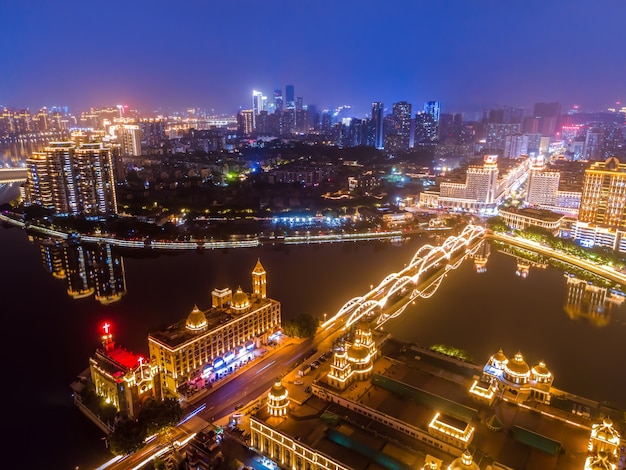 Visão noturna da cidade de fuzhou, província de fujian, china