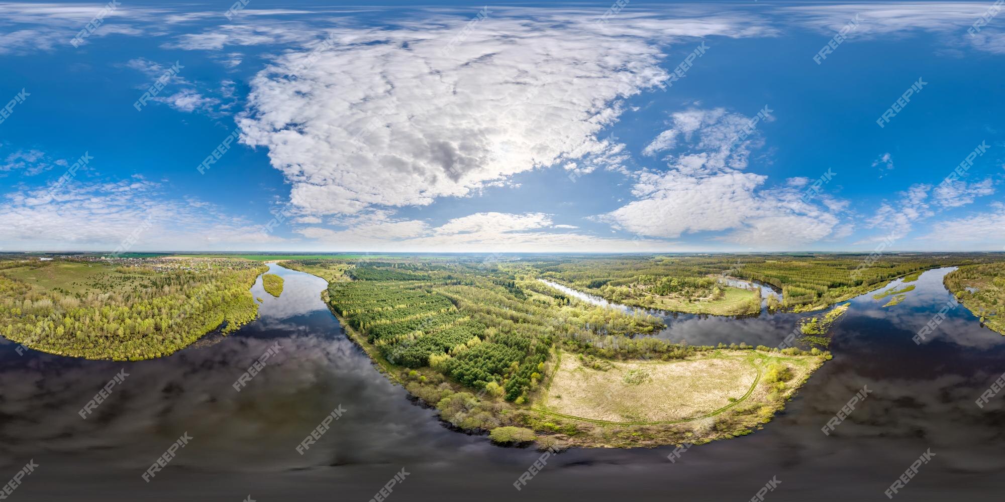 Céu Azul Com Belas Nuvens Como Vista Panorâmica Hdri 360 Sem