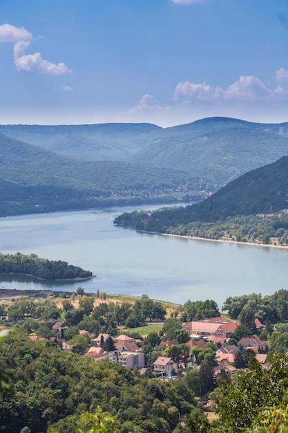 Visegrad Hungría río Danubio