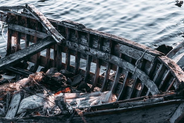 Foto visión de ángulo alto del barco