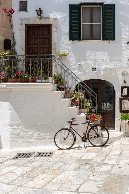 Visiones de la antigua Puglia la ciudad blanca Ostuni