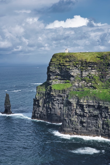 Vista de los acantilados de Moher en Irlanda