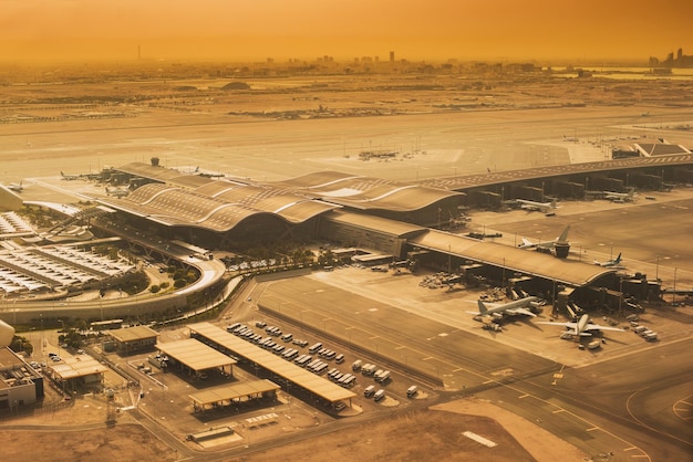 Vista aérea del aeropuerto de doha