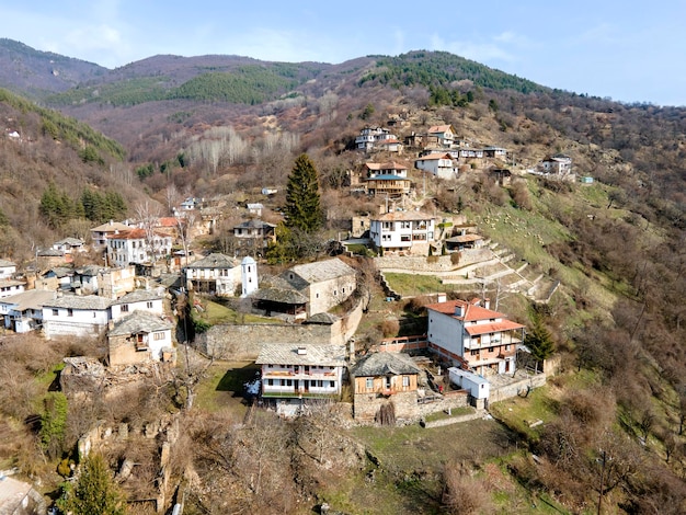 Vista aérea de la aldea de Kosovo, Bulgaria