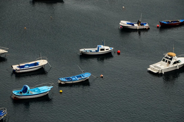 Vista aérea de barcos