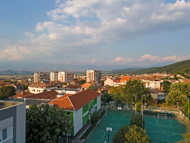 Vista aérea de la ciudad de Petrich Bulgaria