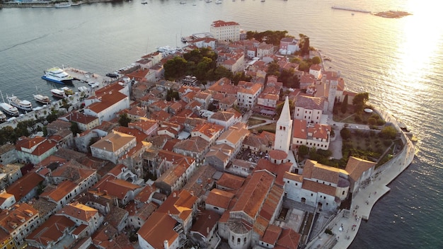 Vista aérea de la ciudad de Porec, Croacia