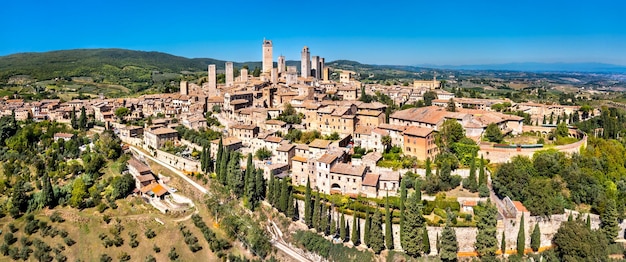 Vista aérea de la ciudad de San Gimignano en Toscana Italia