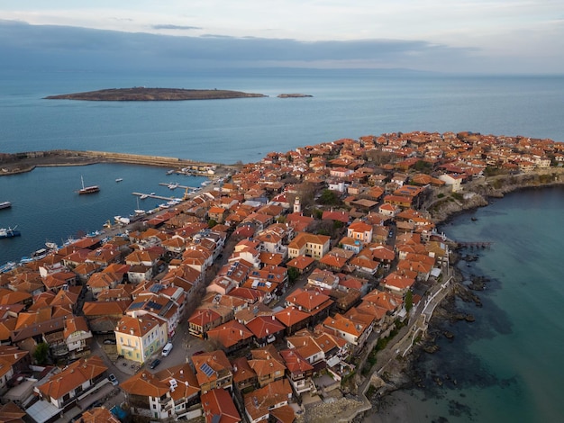 Vista aérea de la ciudad vieja Sozopol Burgas región Bulgaria