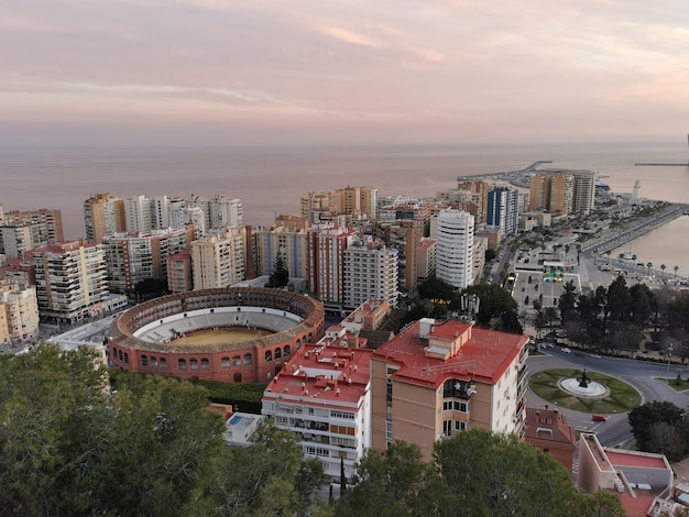 Vista aérea da arena de touradas em Málaga