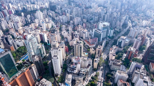 Vista aérea da Av. Paulista em São Paulo, SP. Avenida principal da capital