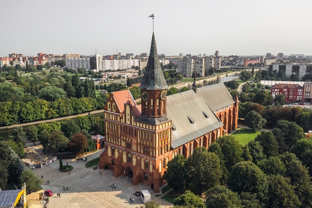 Vista aérea da Catedral de Konigsberg, na ilha de Kant