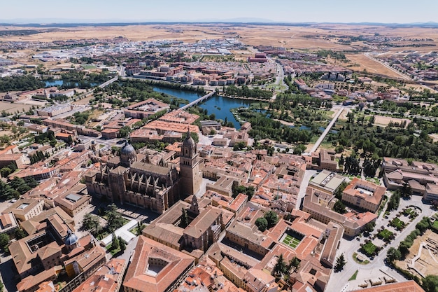 Vista aérea da Catedral de Salamanca na Espanha