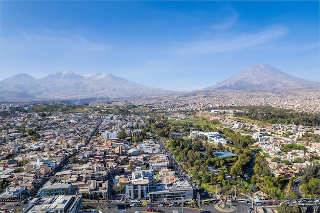 Vista aérea da cidade de Arequipa