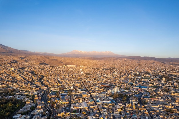 Vista aérea da cidade de Arequipa