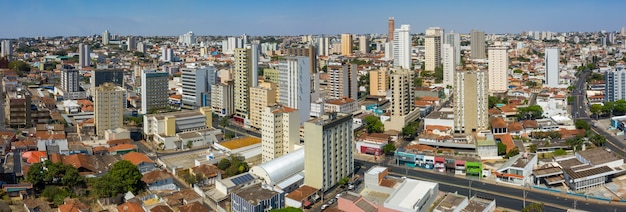 Vista aérea da cidade de Uberaba, no Brasil