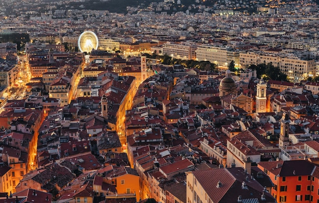 Vista aérea da cidade velha de nice na cote d azur, riviera francesa frança