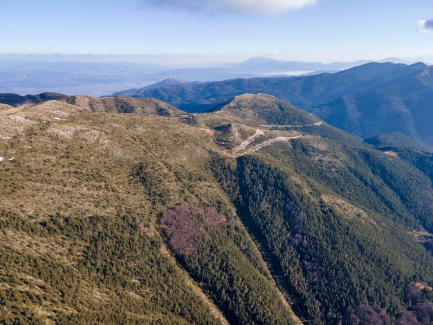 Vista aérea da montanha Pirin perto do pico Orelyak, na Bulgária