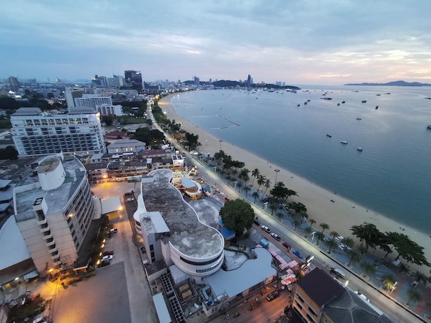 Vista aérea da praia de Pattaya Jomtien