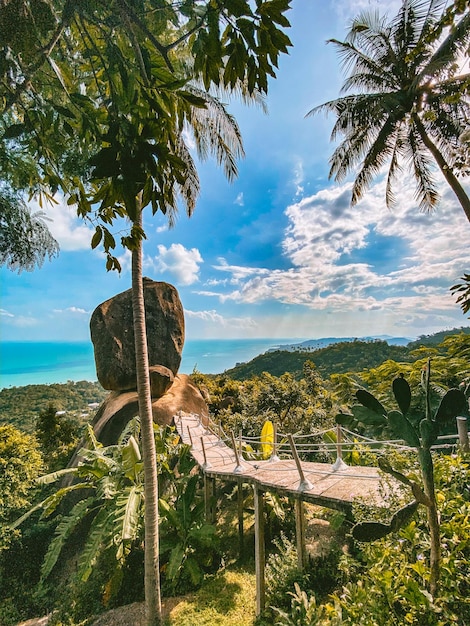 Foto vista aérea da praia em koh samui tailândia sudeste da ásia