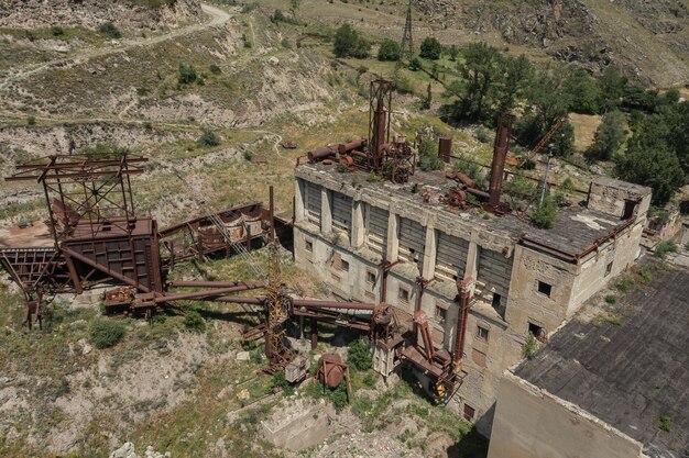 Vista aérea da velha planta abandonada