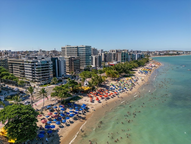 Vista aérea das praias de Ponta Verde, na região nordeste de Maceio Alagoas, no Brasil