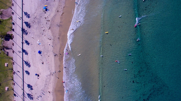 Vista aérea de barcos no mar