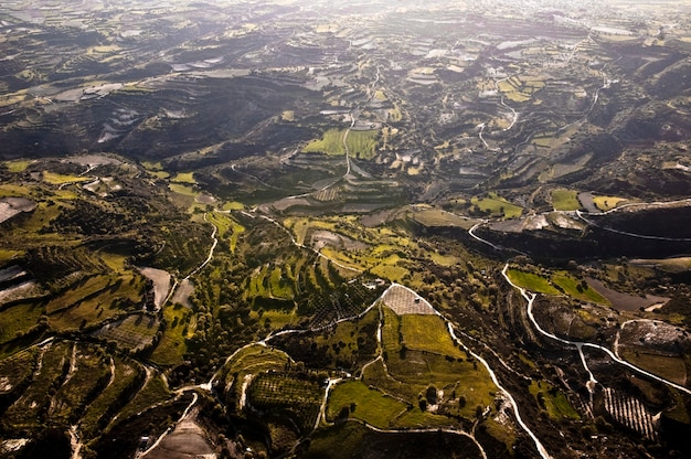 Vista aérea de campos agrícolas