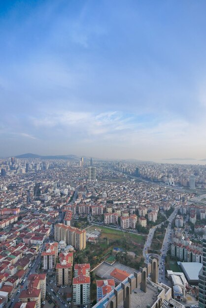 Vista aérea de Istambul do lado asiático de blocos de construção urbana