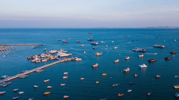 Vista aérea, de, mar, em, pattaya, tailandia