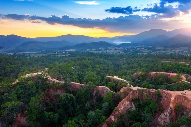 Vista aérea de Pai Canyon (Kong Lan) em Mae hong son, Tailândia.