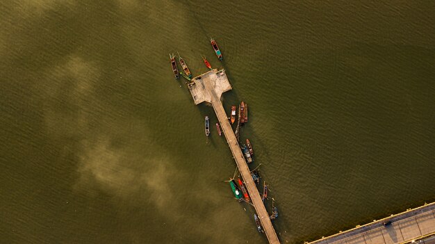 Vista aérea, de, pesca, porto, em, crepúsculo, tempo, tailandia