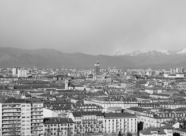 Vista aérea de Torino em preto e branco