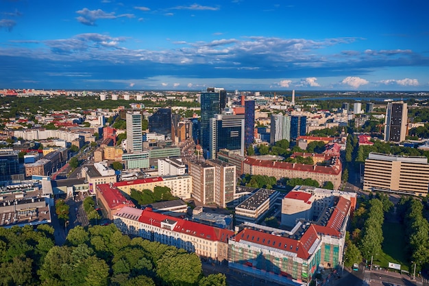 Vista aérea do centro de negócios de tallinn