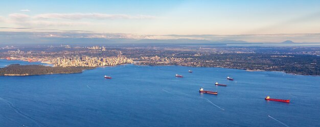 Vista aérea do centro de Vancouver, Colúmbia Britânica, Canadá, na costa oeste