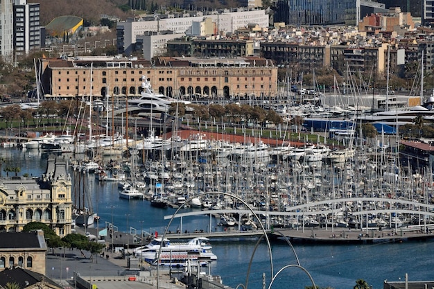 Vista aérea do porto de Barcelona