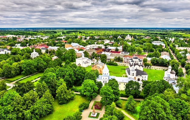 Vista aérea do tribunal de yaroslav em veliky novgorod, rússia