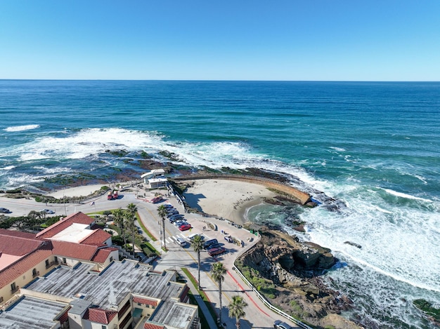 Vista aérea dos penhascos de la jolla e do litoral san diego califórnia eua