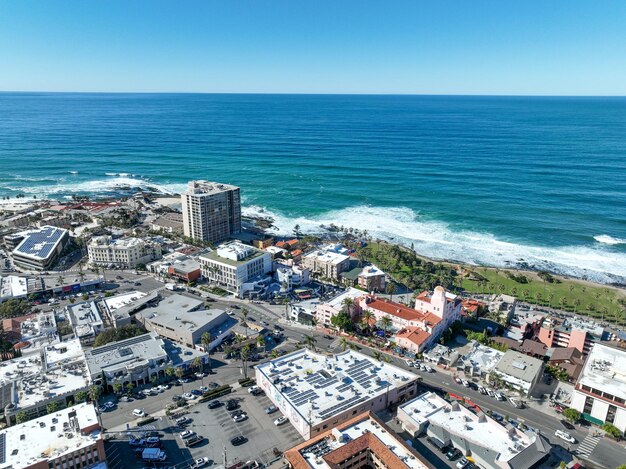 Vista aérea dos penhascos de la jolla e do litoral san diego califórnia eua