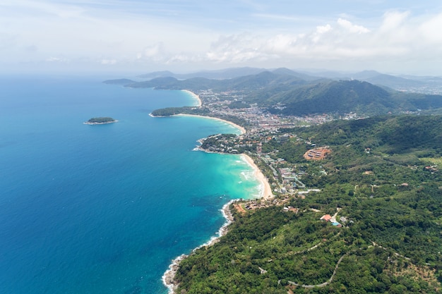 Vista aérea drone shot de hermoso paisaje 3 bahías punto de vista